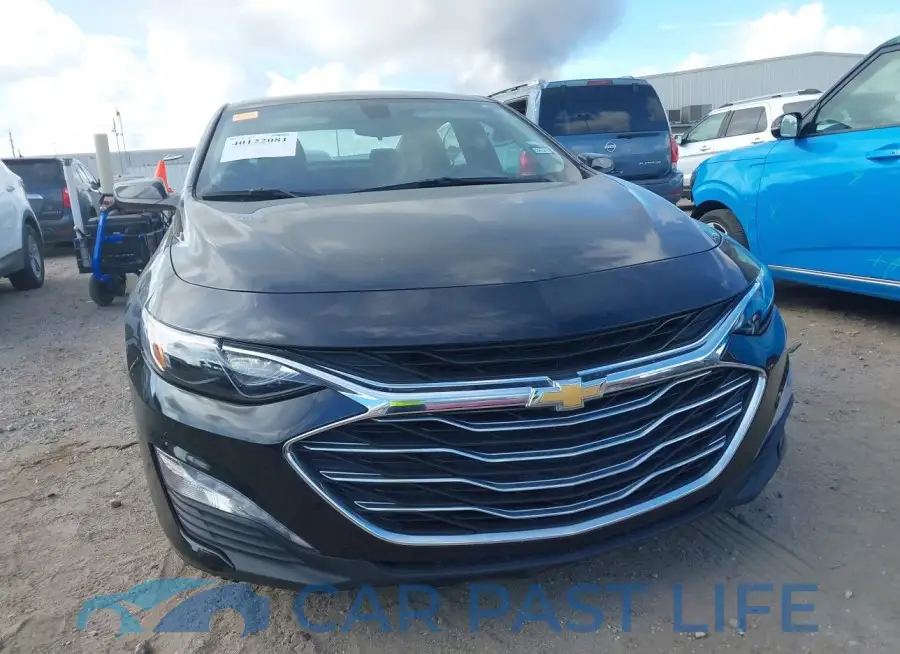1G1ZD5ST4NF113737# 6