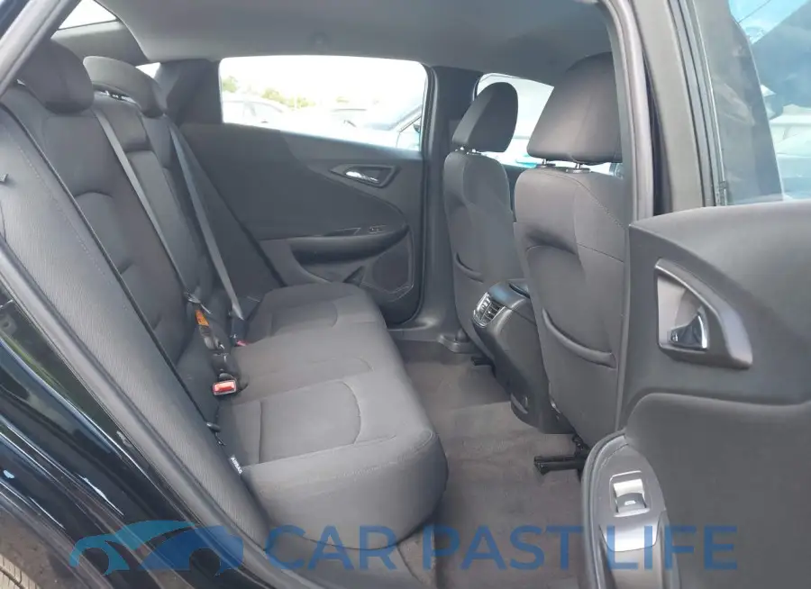 1G1ZD5ST4NF113737# 8