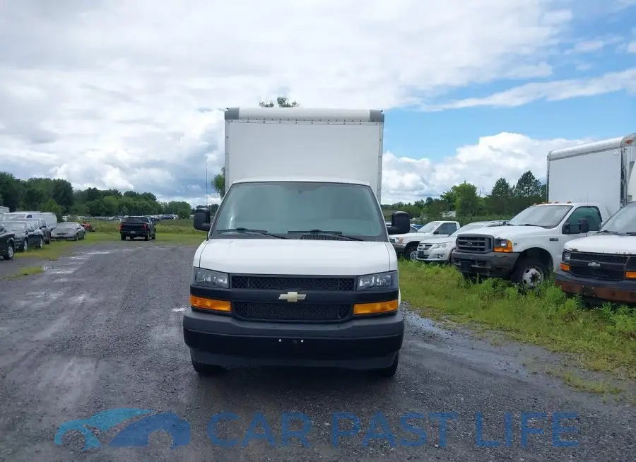 1GB0GRFP9J1300009# 13