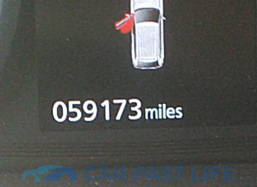 JA4AD2A38LZ006443# 17