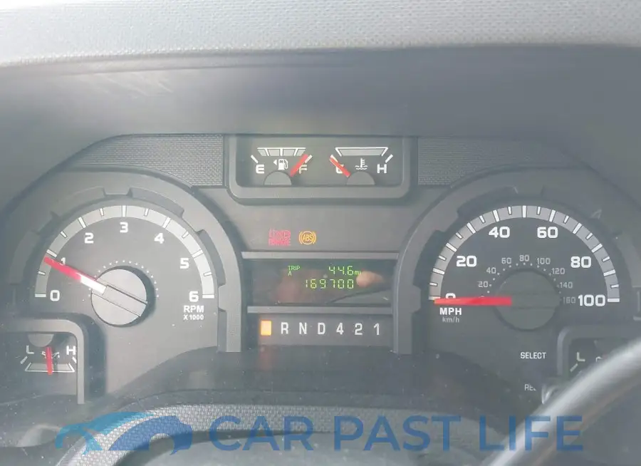 1FDWE3FS4GDC37529# 5