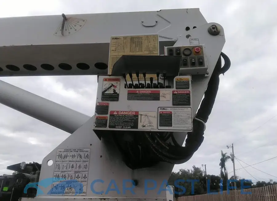 1FDXF7DC3HDB08638# 14