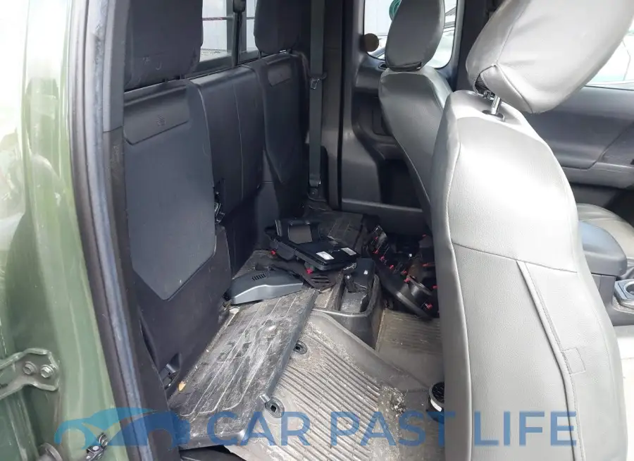 3TYSZ5AN8MT042204# 8