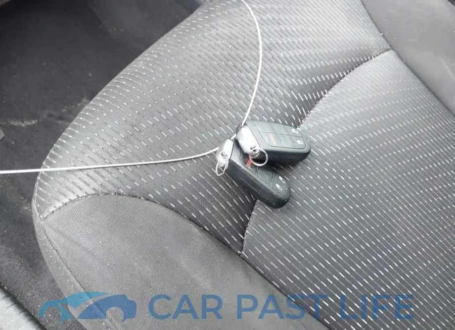 3C4PDCAB2LT237553# 11