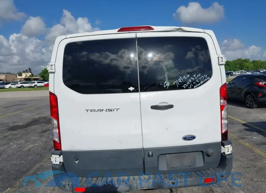 1FTBW2YM2HKB15774# 15