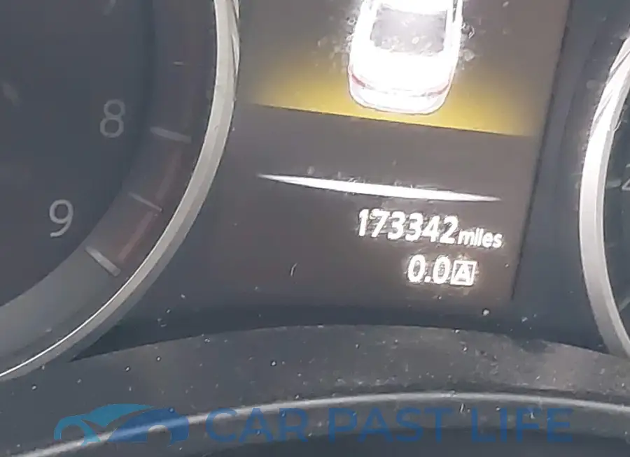 JN1EV7AR9KM553998# 7