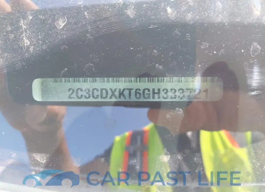 2C3CDXKT6GH333721# 9