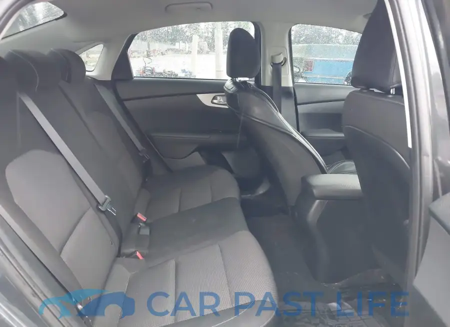 3KPF24AD6PE511405# 8