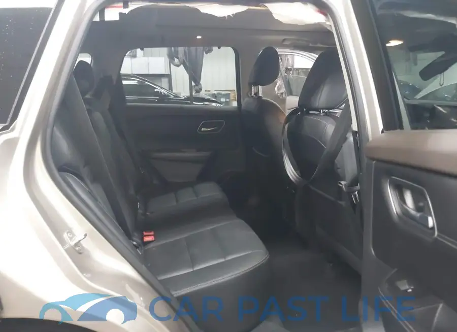 JN8AT3CA8MW009585# 8