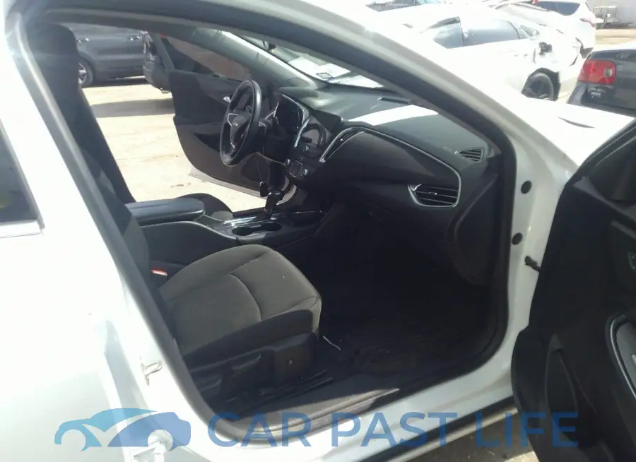 1G1ZD5ST6JF242511# 5