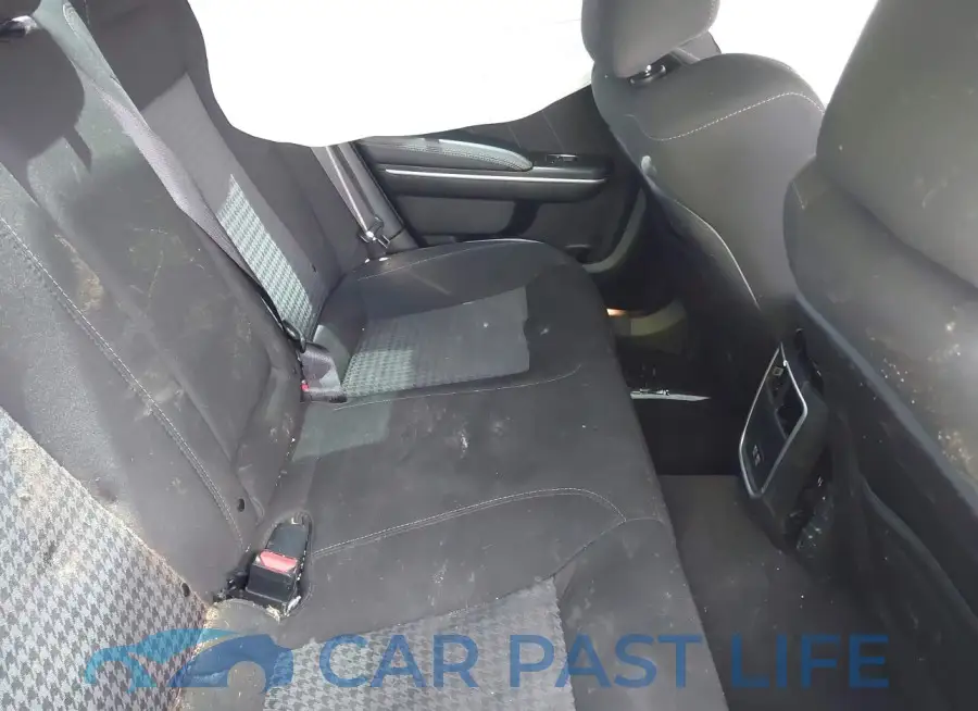 2C3CDXGJ5NH251709# 8