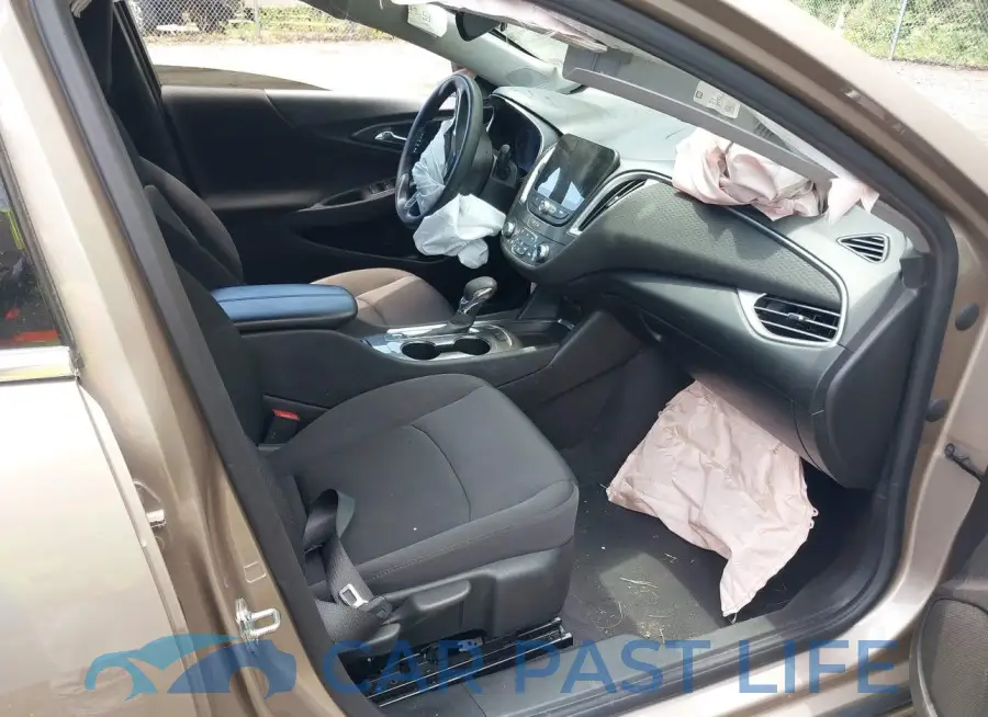 1G1ZD5ST8NF115944# 5