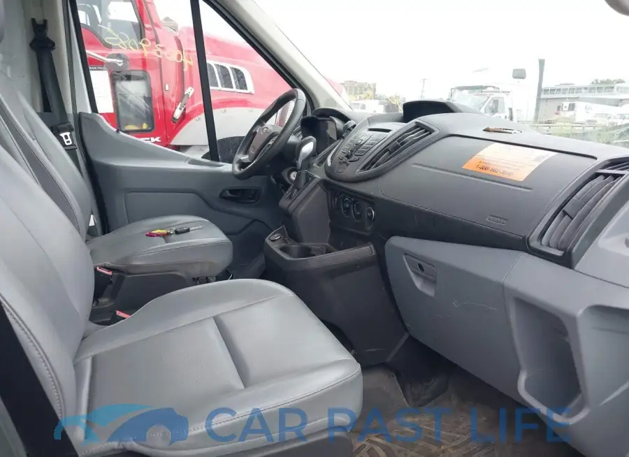 1FDBF8ZM9KKA38518# 5