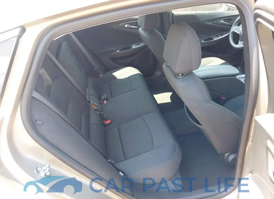 1G1ZD5ST9RF130944# 8
