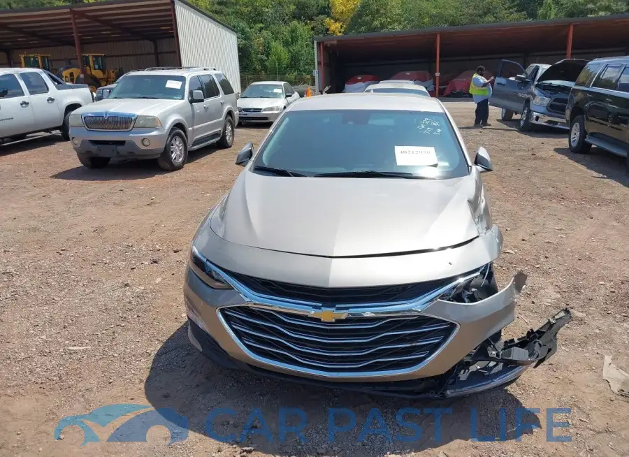 1G1ZD5ST9RF130944# 12