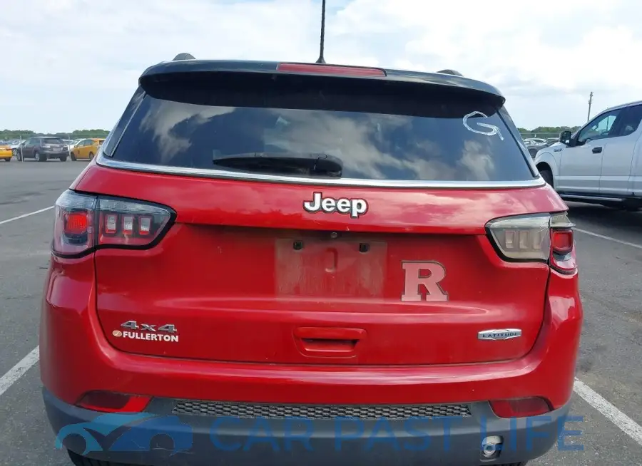 3C4NJDBB6JT261498# 16