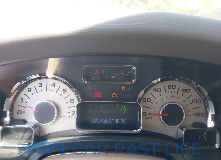 1FMJU1H56EEF22300# 7