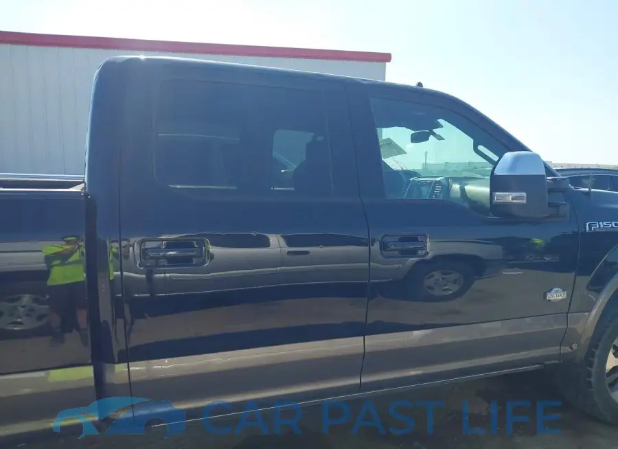1FTFW1E52JFC70915# 13