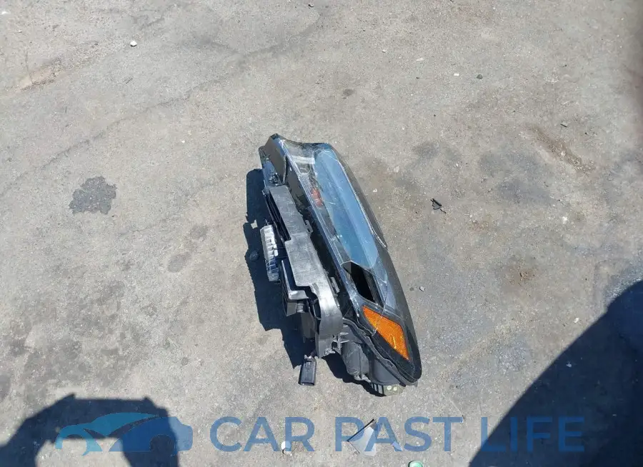 3GPKHZRJ3RS501633# 12
