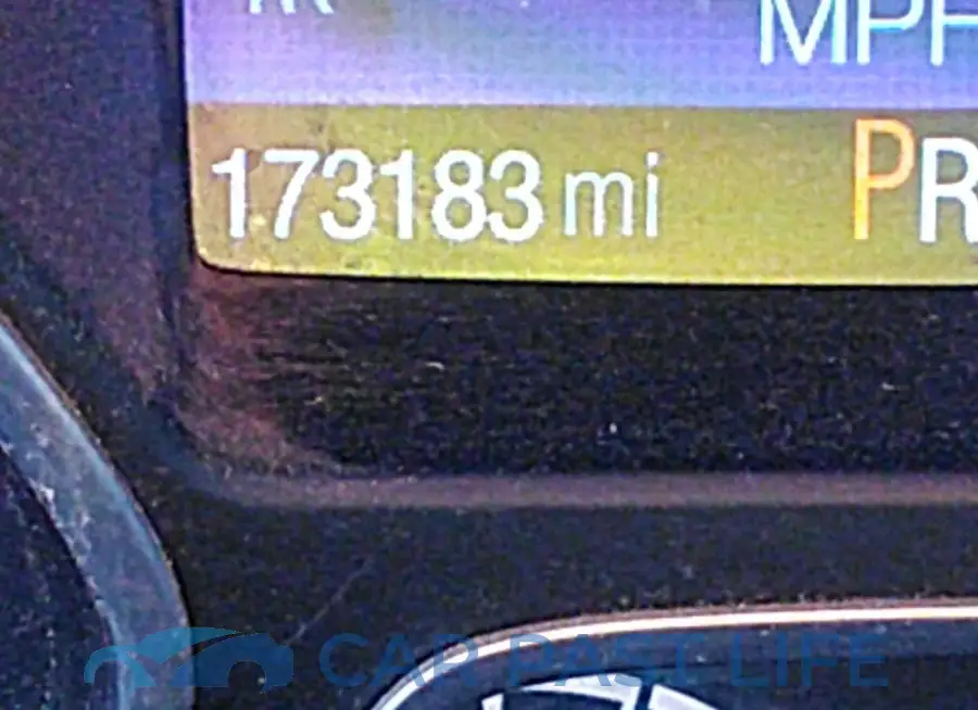 1FMCU0F77HUC63754# 7