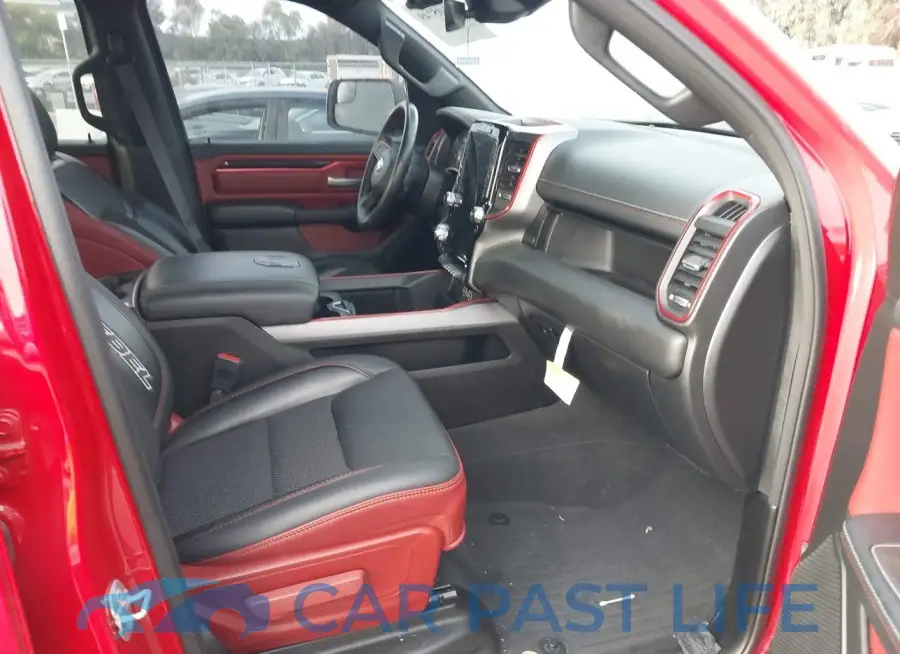 1C6SRFLT8NN184256# 5