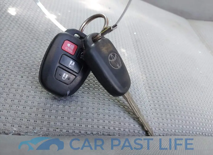 2T3WFREV1GW256896# 11