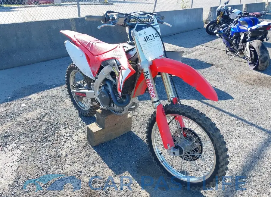 JH2PE0731JK101142# 1
