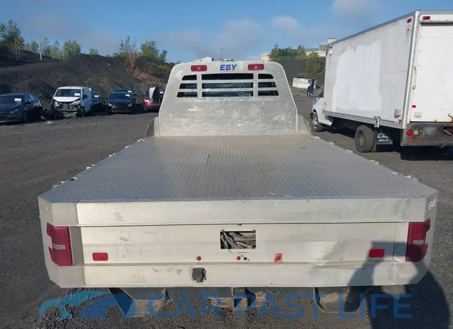 3C7WRNBL3KG577692# 18