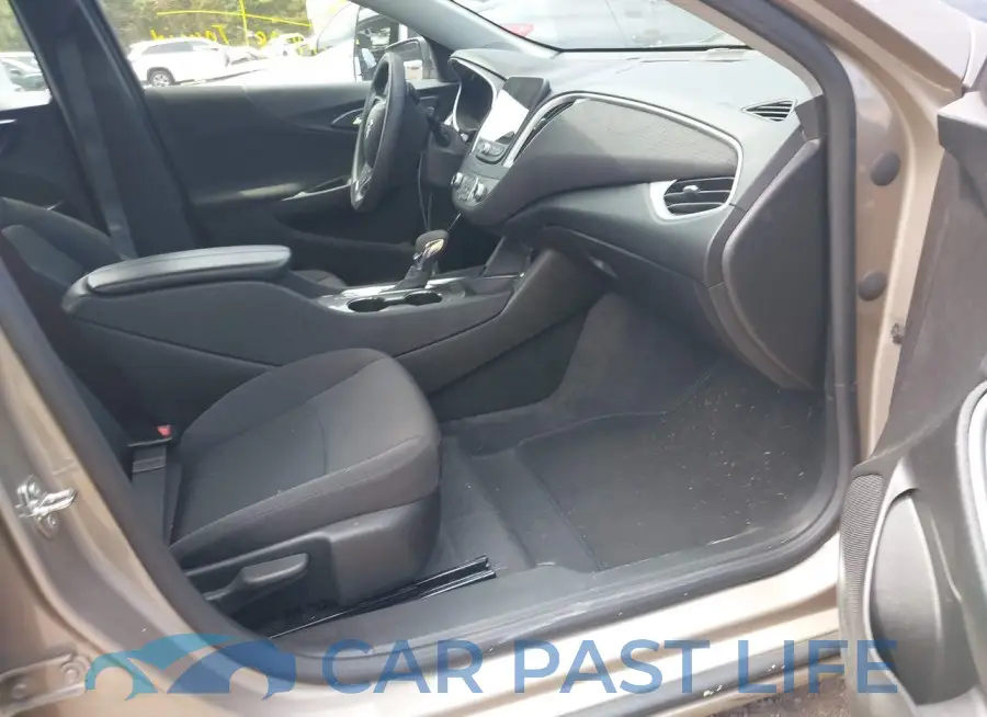 1G1ZD5ST0PF238611# 5