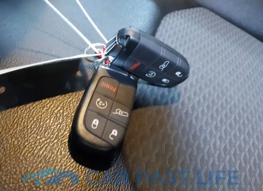 3C4NJDBN4PT570065# 11