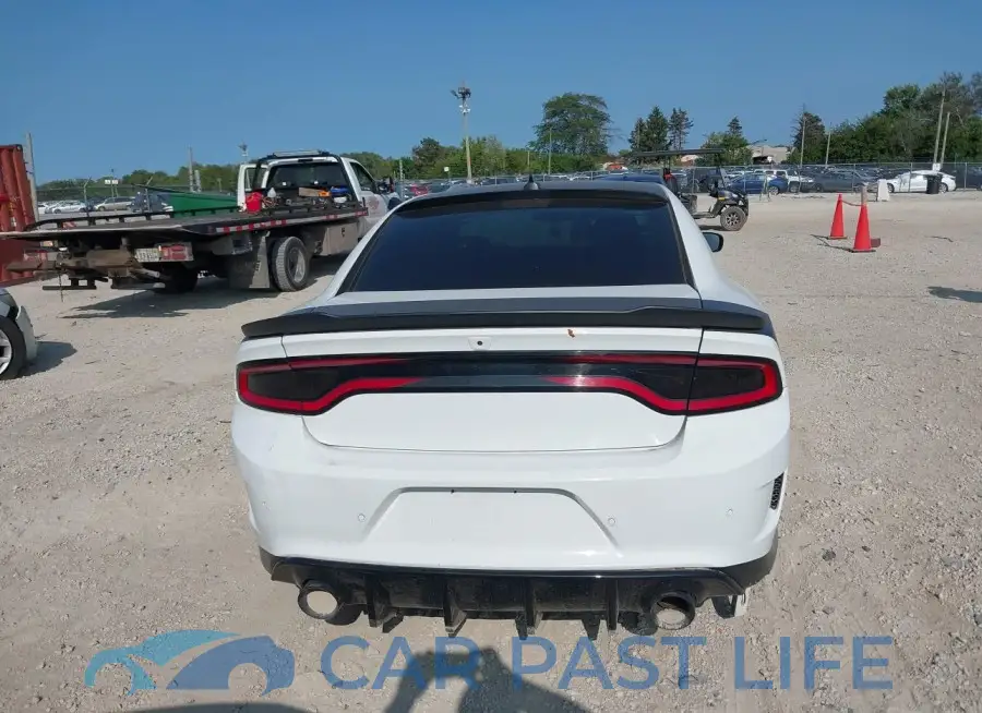 2C3CDXGJ9JH281564# 16