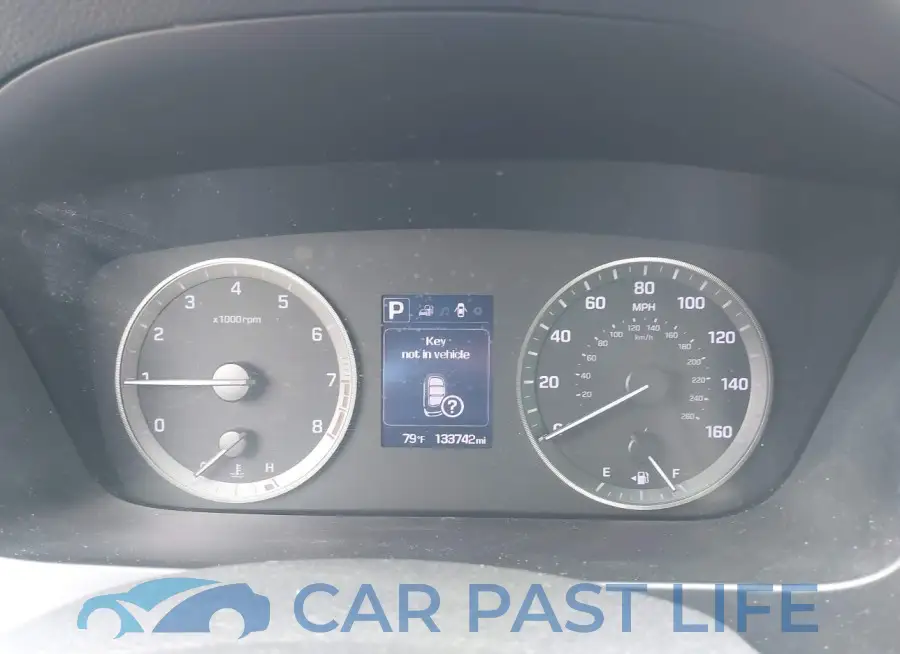 5NPE34AF4FH119575# 7