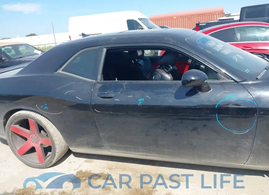 2C3CDZAT3FH788280# 13