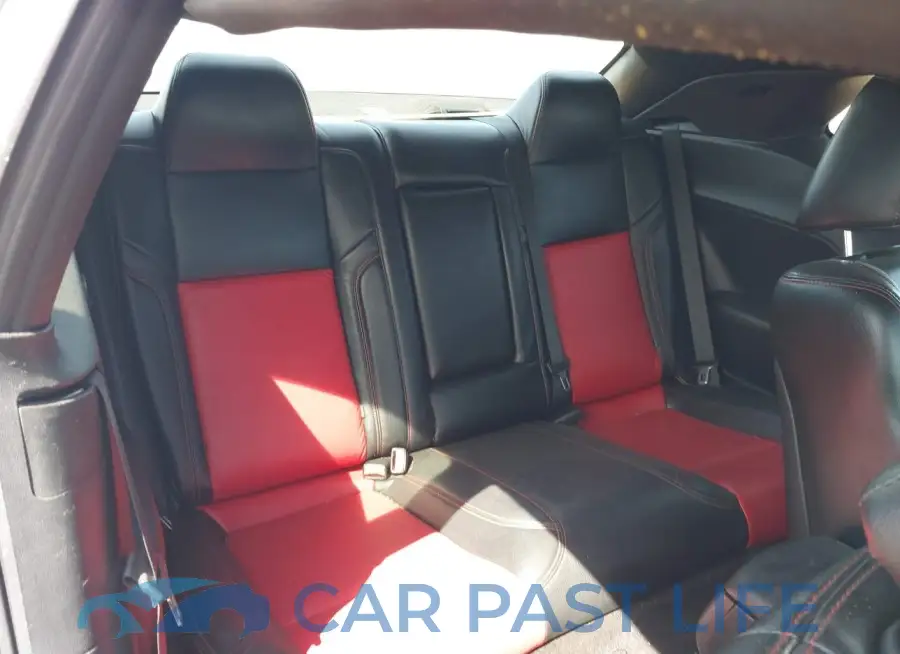 2C3CDZAT3FH788280# 8