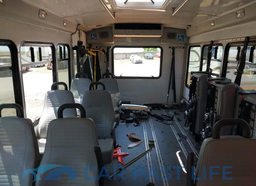 1FDFE4FS6HDC78025# 8