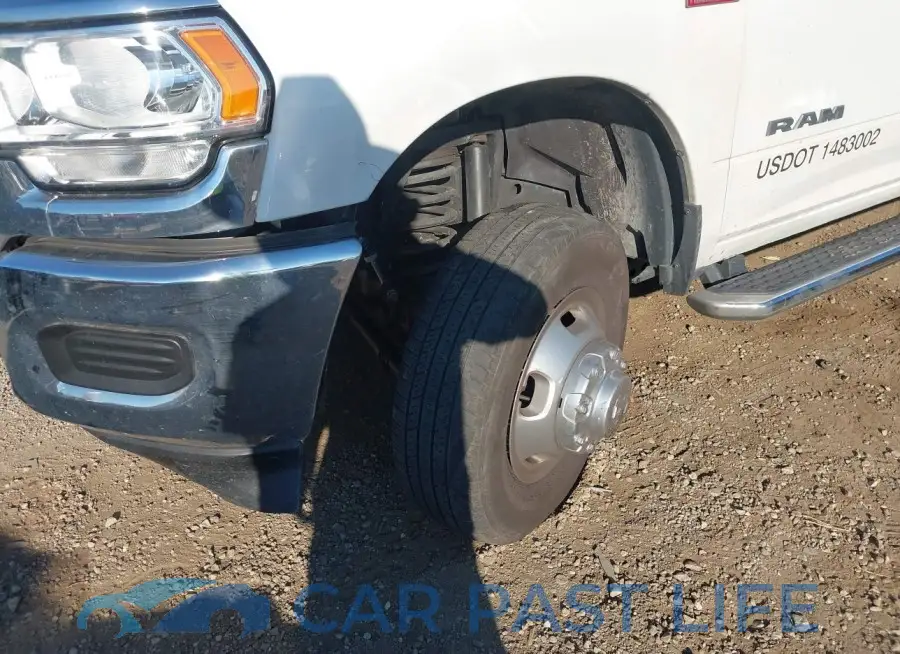 3C63RRHL8NG302894# 22