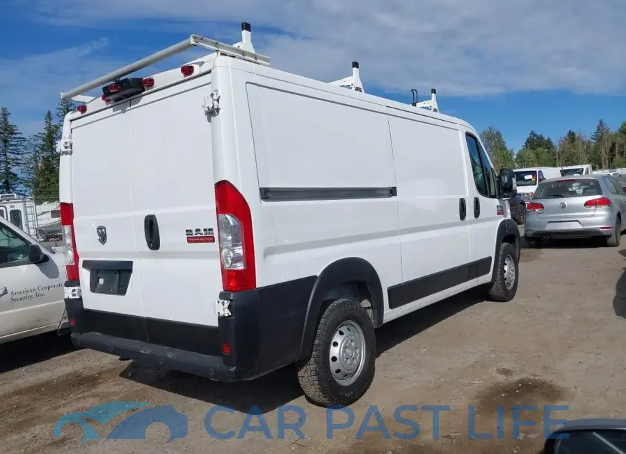 3C6TRVAG6LE124000# 4