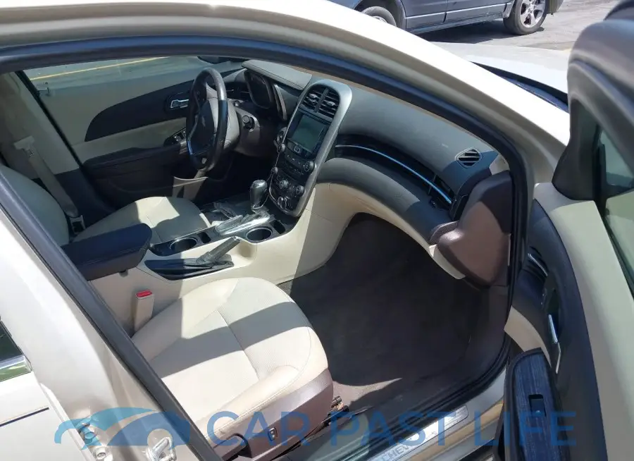 1G11G5SX4FF100849# 5