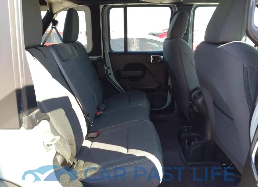 1C4PJXDN5RW105251# 8