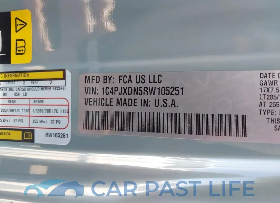 1C4PJXDN5RW105251# 9