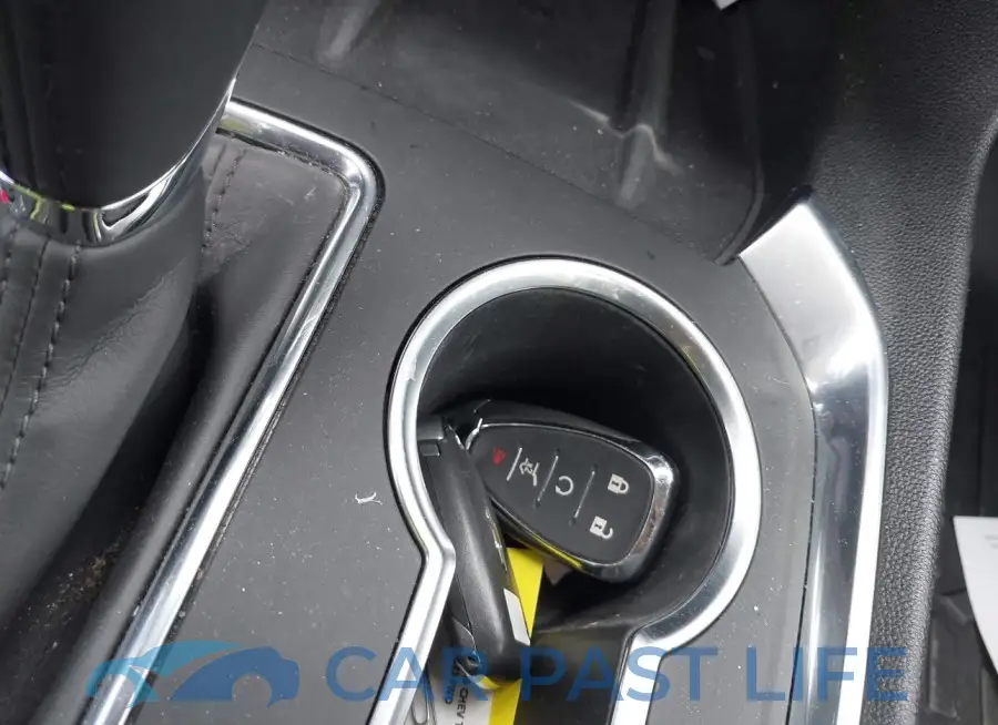 1GNERKKW4KJ267199# 11