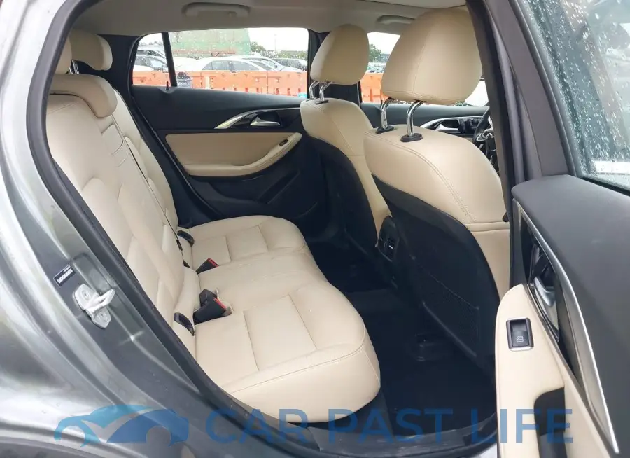 SJKCH5CR1JA045793# 8