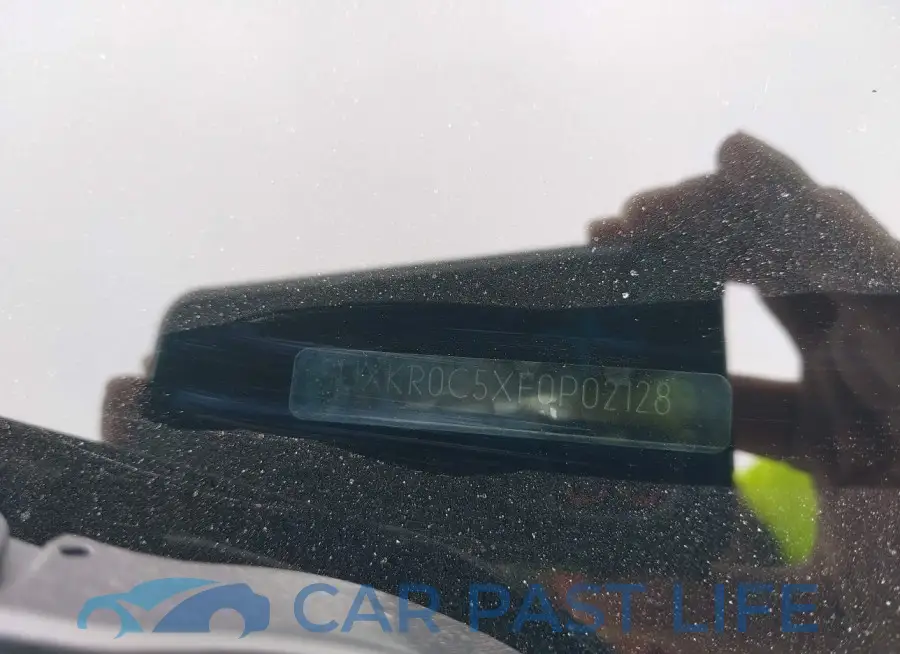 5UXKR0C5XF0P02128# 9