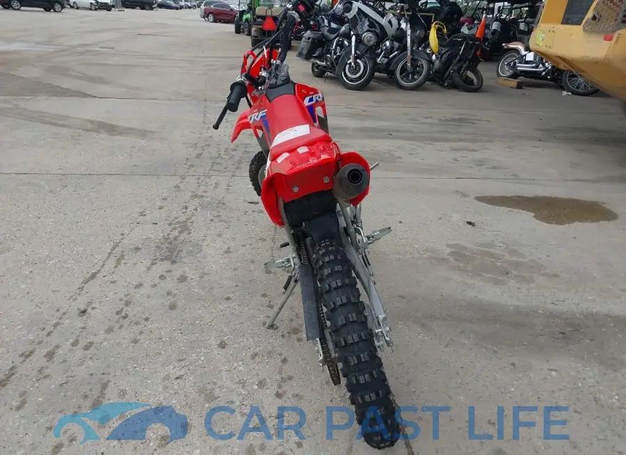 LALJE0379R3601372# 6