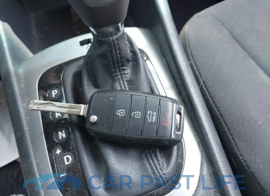 KNADM4A30G6598505# 11