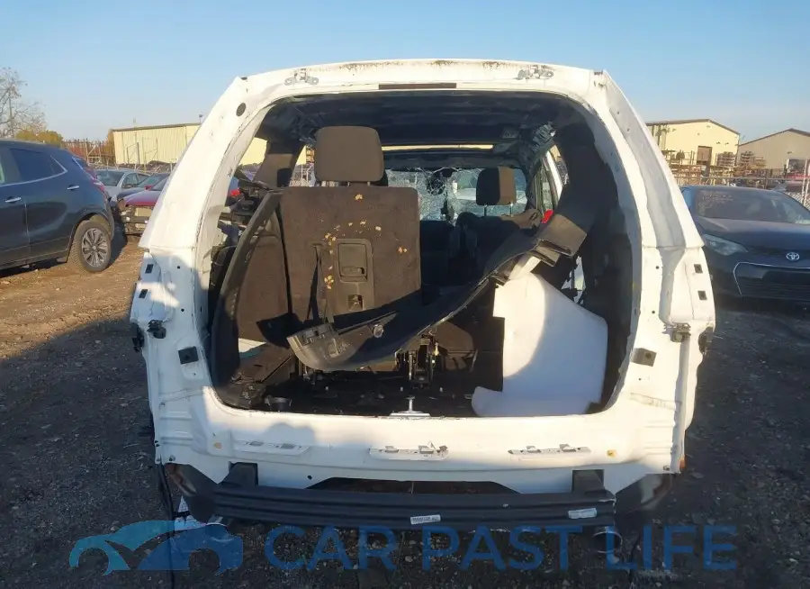 1C4RDJAG2NC174946# 15