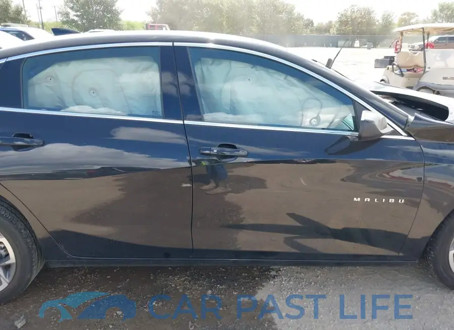 1G1ZD5ST4PF211881# 13