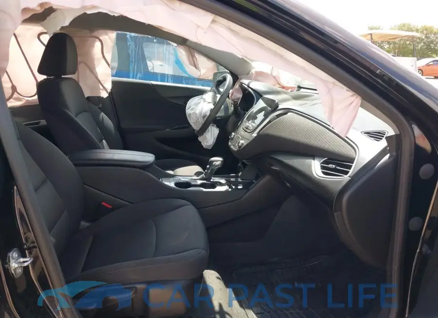 1G1ZD5ST4PF211881# 5