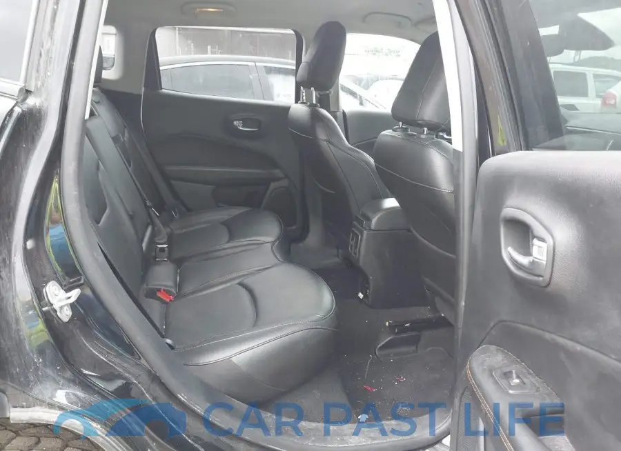 3C4NJDCB5LT161765# 8