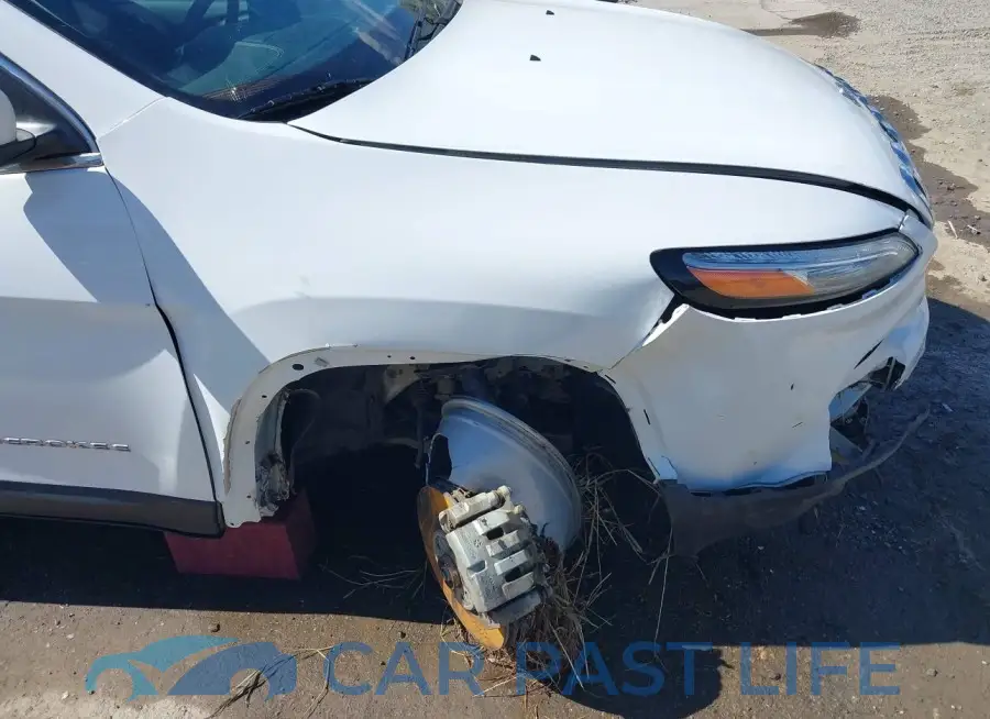 1C4PJMCB1FW557568# 18